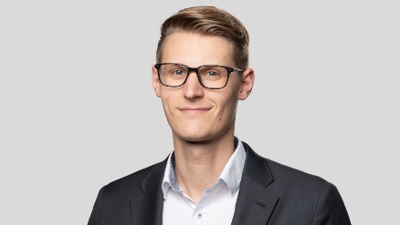 Emilian Schweitzer, Juniorverkäufer, BMW Niederlassung Dreieich 